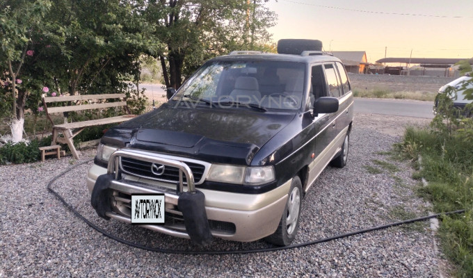 Mazda MPV 1996 года