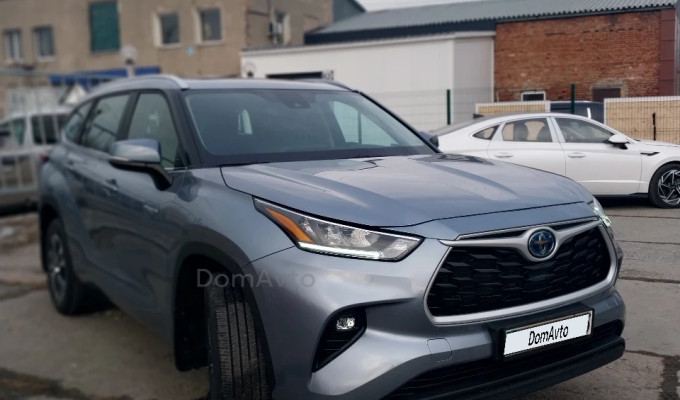 Toyota Highlander 2024 года