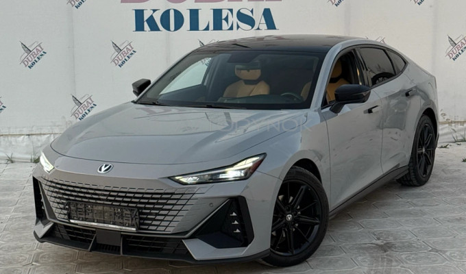 Changan UNI-V 2023 года