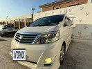 Toyota Alphard 2005 года