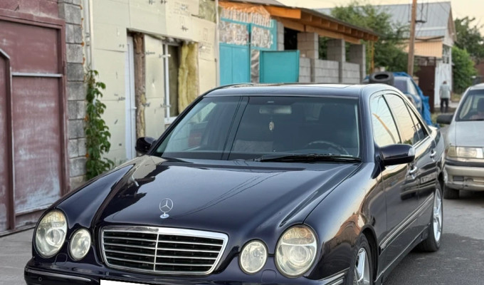 Mercedes-Benz E-Класс 1999 года