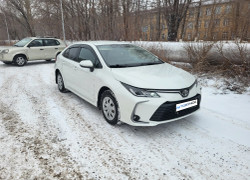 Toyota Corolla 2020 года