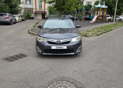 Toyota Camry 2012 года