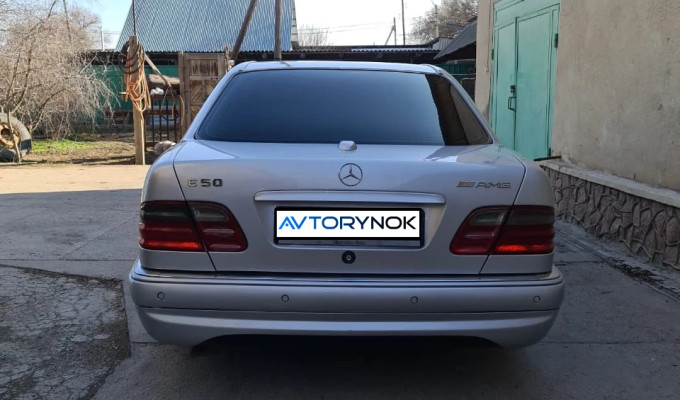Mercedes-Benz E-Класс 1997 года