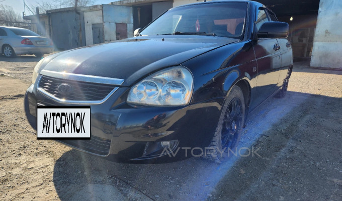 ВАЗ (Lada) Priora 2013 года