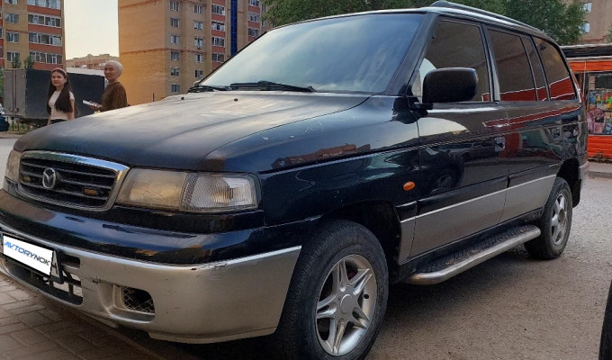 Mazda MPV 1996 года