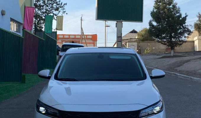 Chevrolet Monza 2024 года