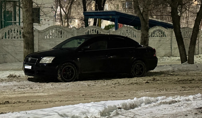 Toyota Avensis 2005 года