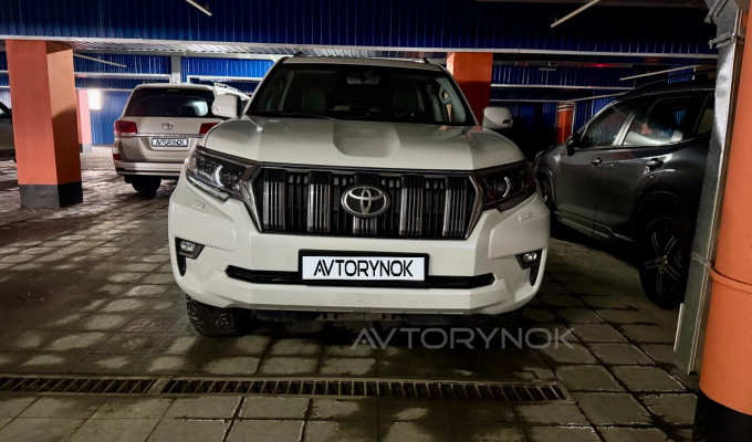 Toyota Land Cruiser Prado 2018 года