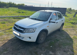 ВАЗ (Lada) Granta 2012 года