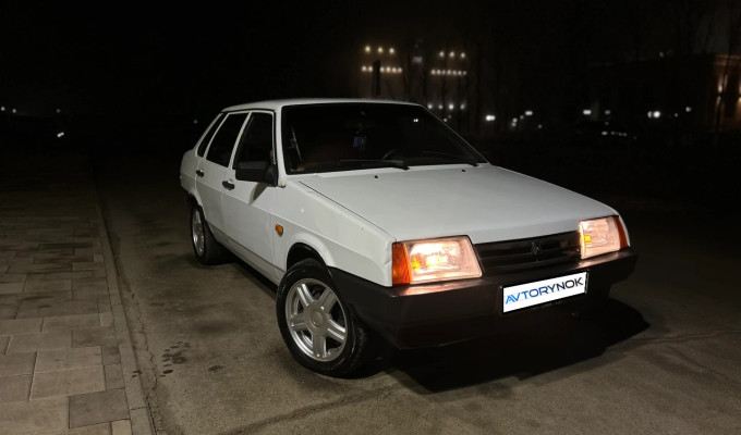 ВАЗ (Lada) 21099 1999 года