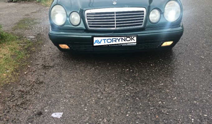 Mercedes-Benz E-Класс 1996 года
