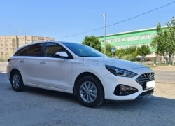 Hyundai i30 2023 года