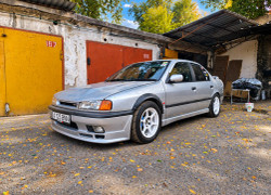 Nissan Primera 1995 года
