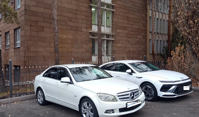 Mercedes-Benz C-Класс 2007 года