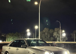 Mercedes-Benz E-Класс 1998 года