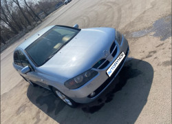 Nissan Almera 2005 года