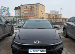 Hyundai Elantra 2025 года