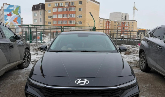 Hyundai Elantra 2025 года