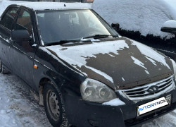 ВАЗ (Lada) Priora 2011 года